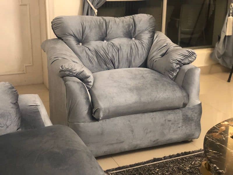 beautiful grey executive sofa, 5 seater, five seater 3
