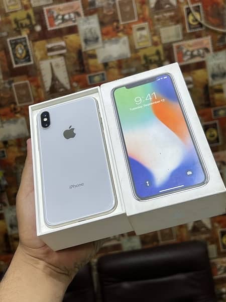 iphone X 64gb Pta approved 100% comp box 1