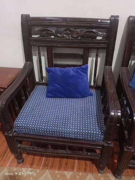 four seater sofa set for sale. 2