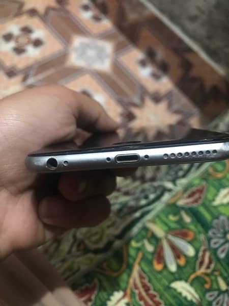 Iphone 6 Plus  Silver 1