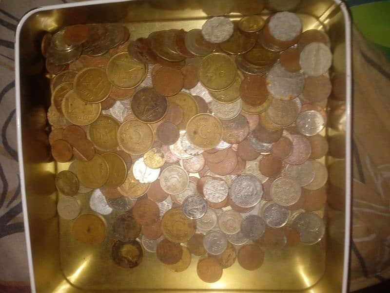 Old coins of all type . Pakistani or other countries 300+ coins 12
