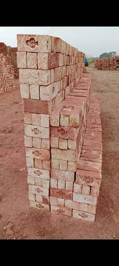 Bricks Crush and sand