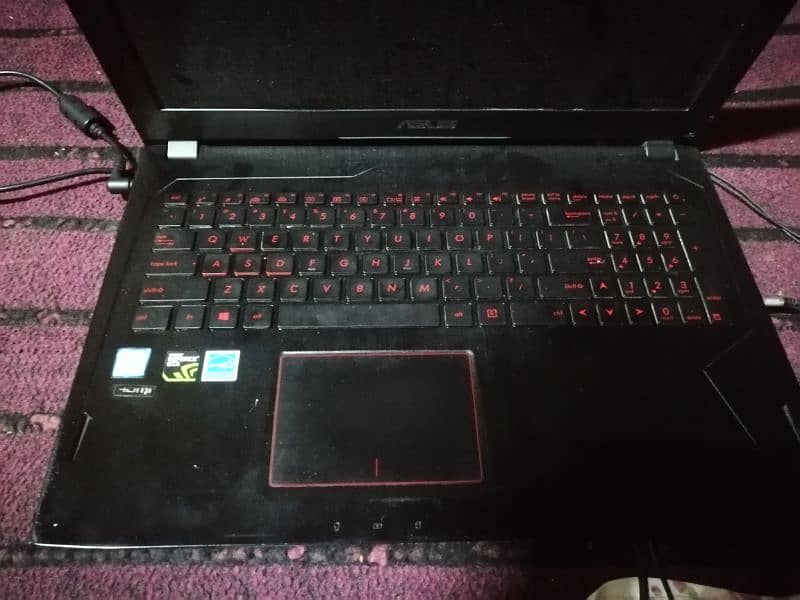 asus laptop gl502 good condition 1