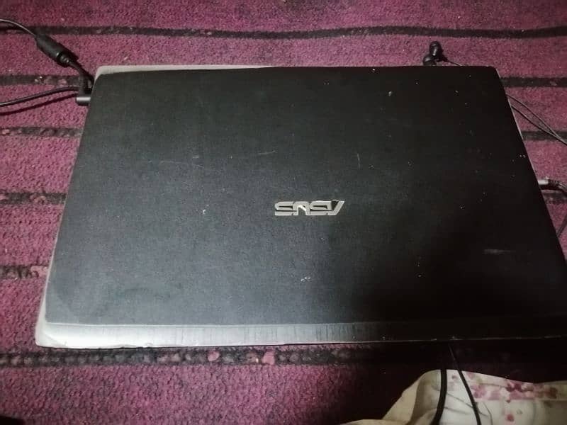 asus laptop gl502 good condition 2