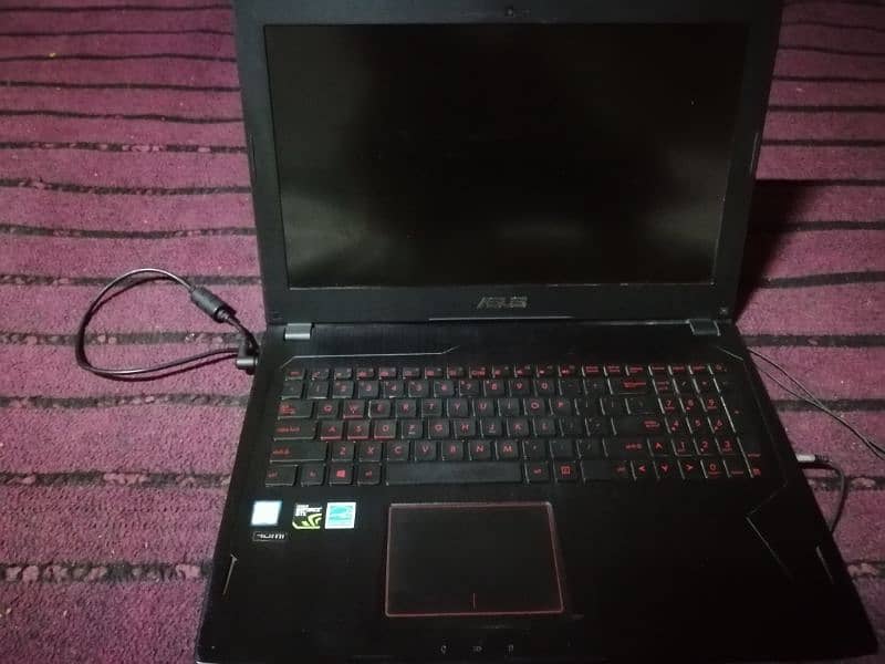 asus laptop gl502 good condition 4