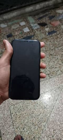 iphone 11 128gb non pta not JV with box 0