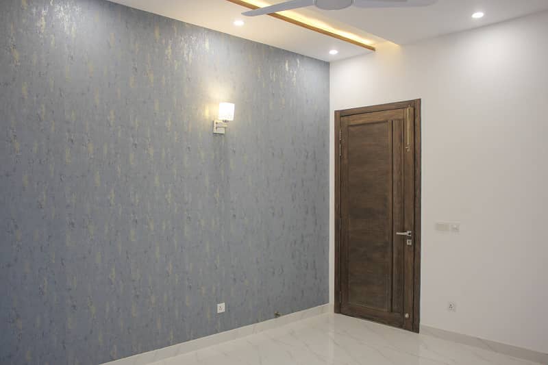 One Kanal Beautiful Bungalow Available For Sale In DHA Phase 5 Lahore At Super Hot Location 7