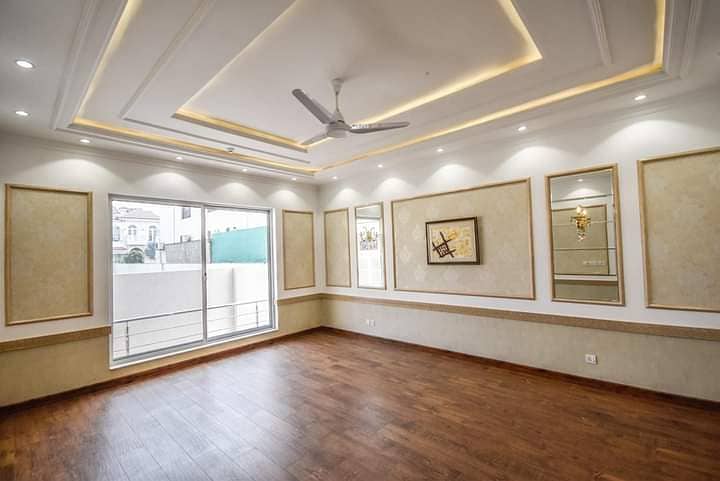 One Kanal Beautiful Bungalow Available For Sale In DHA Phase 7 Lahore At Super Hot Location. 30