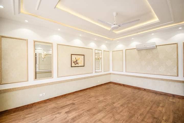 One Kanal Beautiful Bungalow Available For Sale In DHA Phase 7 Lahore At Super Hot Location. 44