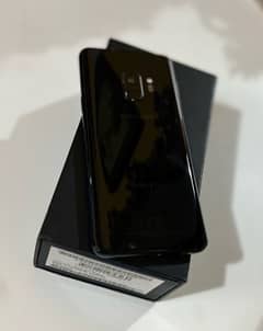 Samsung S9 Official Pta Approved with Box in Mint Condition No Fault