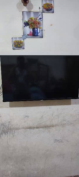 TCL smart  40 inch voice command remote 8