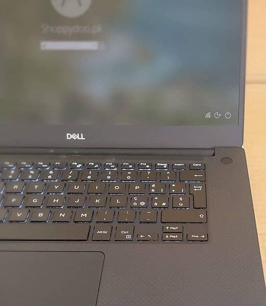 XPS 15 (Precision 5530) Core i7 8th Gen (16/512gb NVME) 4gb GPU P1000 2