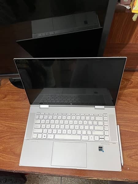 HP ENVY 360 i7 12th gen 32GB/1TB 2