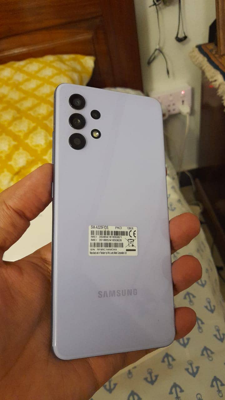 Samsung A32 Voilet color 6gb Ram ,128 Rom box and charger PTA approved 4
