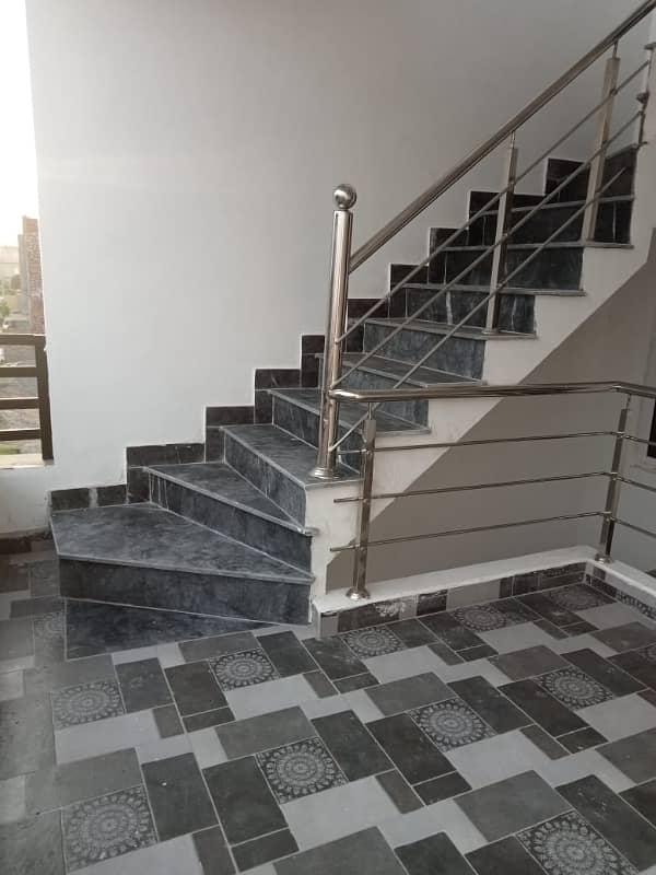 5 Marla Brand New Triple Storey House For Sale in Tulip Ext Block Park View City Lahore 7