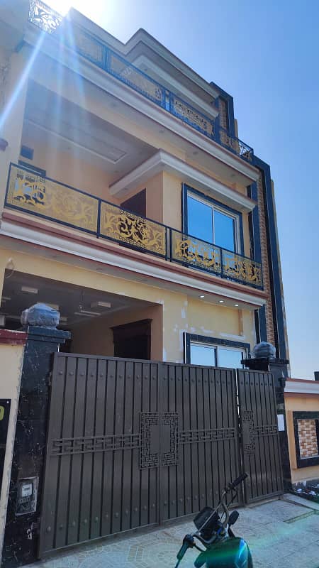 5 Marla Brand New Luxury House For Sale in Executive Block park View City Lahore 1
