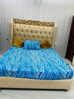 king size Bed