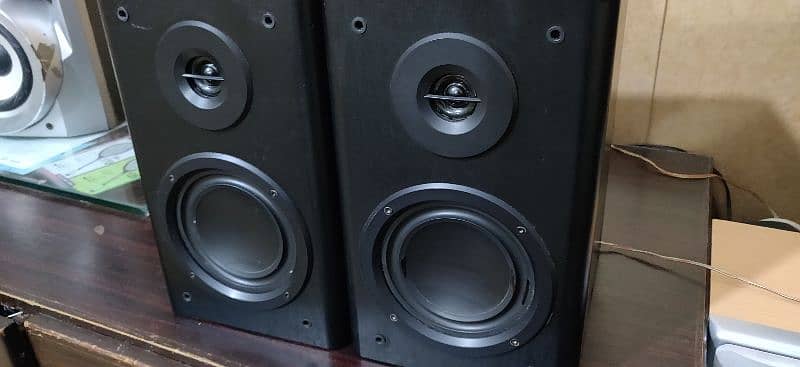 saudstrom speaker system 14