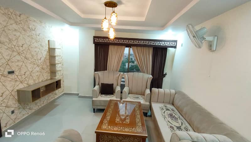 Per Day and short time One BeD Room apartment fully furnish available for rent family apartment 2
