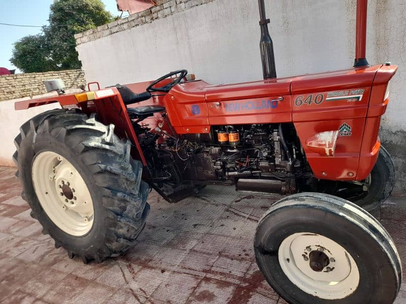 tractor 2020 model 640 NH 4