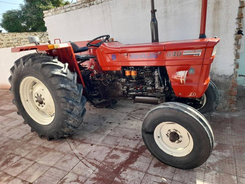 tractor 2020 model 640 NH 5