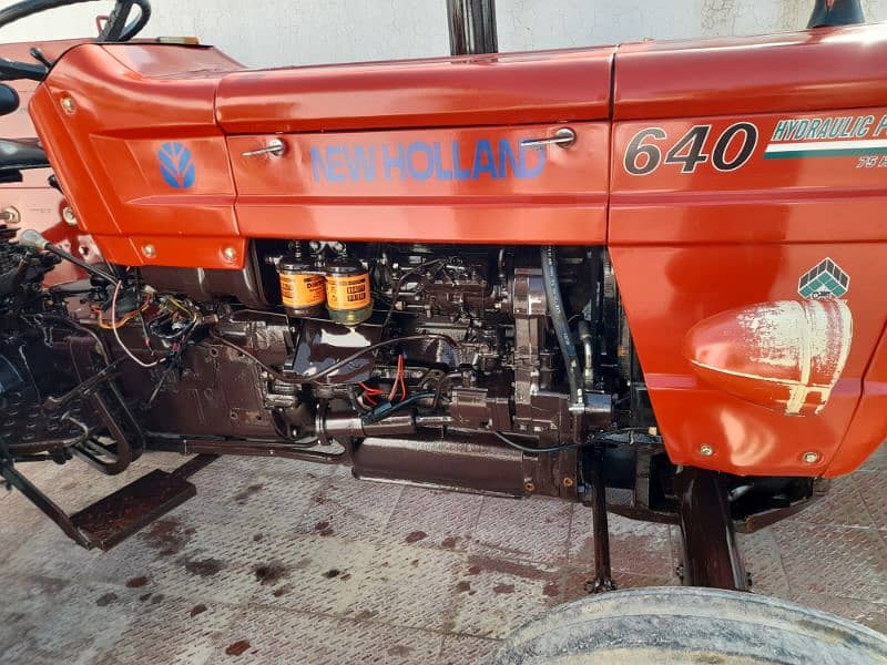 tractor 2020 model 640 NH 11