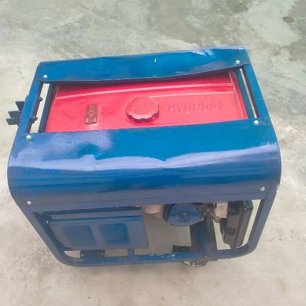 Hyundai Generator 5 KVA for sale petrol used in excellent condition. 1
