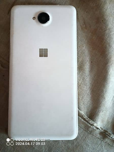 Microsoft Nokia Lumia 650. phone no: 03073112274 5