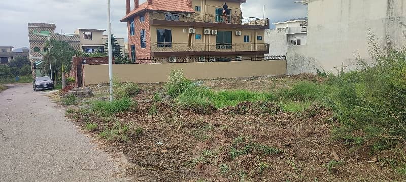 30*70 Level Beautiful Plot In D Block Ready To Built 0