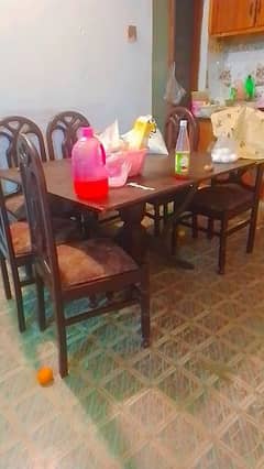 1 table or 6 chair Hy good  condition
