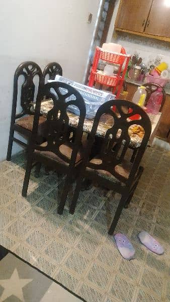 1 table or 6 chair Hy good  condition 1
