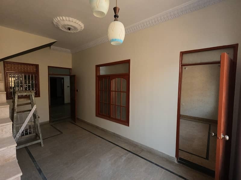 A Prime Location House Of 120 Square Yards In Rs. 37500000 3