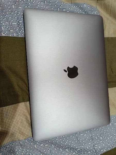 Macbook pro m1 chip 16/512 gb space gray 5