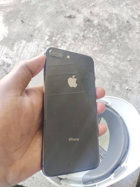 iPhone 8 plus non pta 0