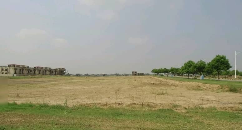 Looking For A Residential Plot In Gulberg Residencia - Block A 1
