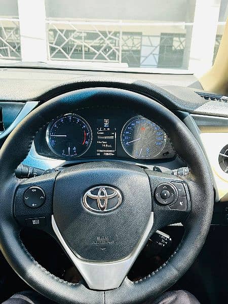 Toyota Altis Grande 1.8 Black 19