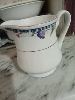 tea kettle Nd sugar pot with milk pot