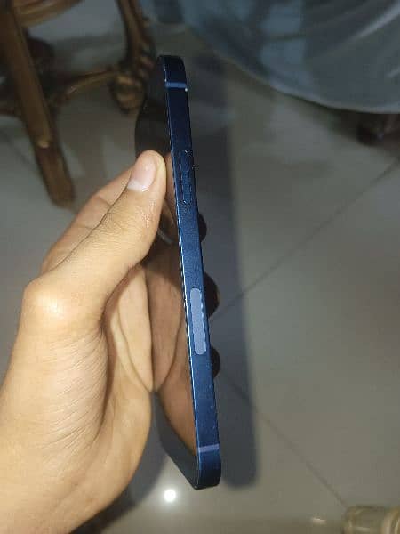 iphone 12 128gb blue color 4