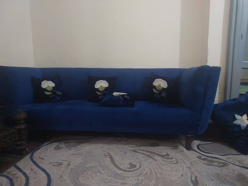 7 seater sofa available 3