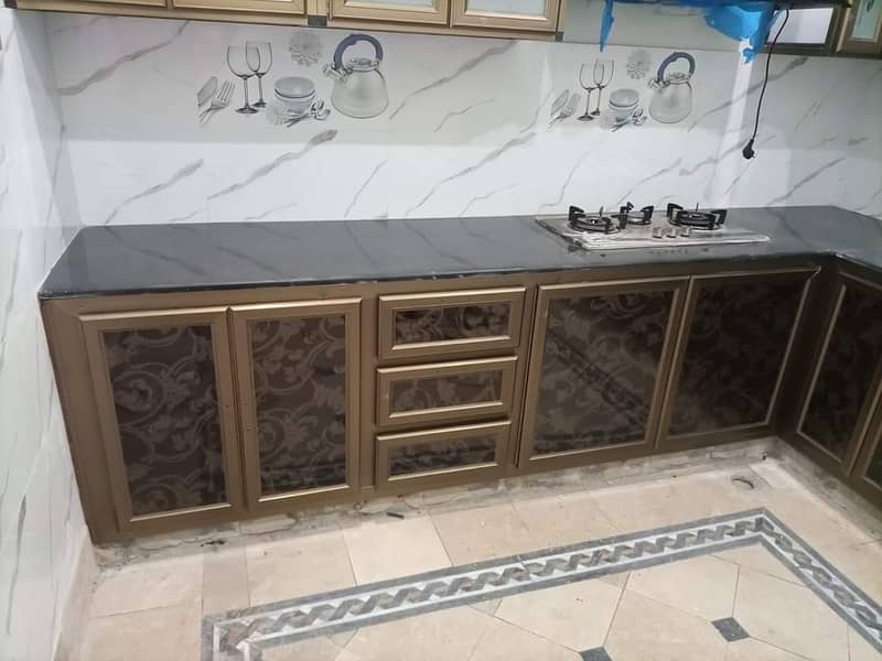 Modren kitchen cabinets/PVC Cabinets/Professional Carpenterr 5