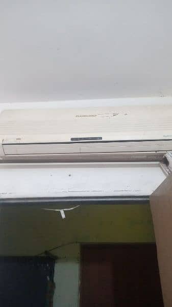 LG split AC 1.5 ton good condition 1