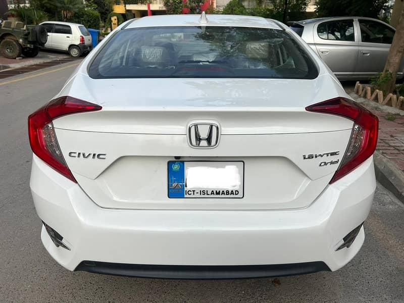 Honda Civic 2021 5