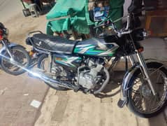 cG125 10/10condition just buy and drive no all punjab
