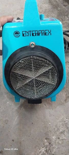 Electric Heater For sale urgent (Made in Taiwan)
03125771817 5