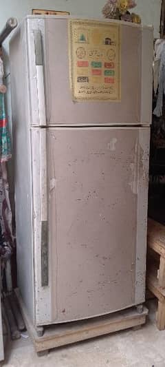 Dawlance Fridge Refrigerator / Full Size / Cooling 100% 0