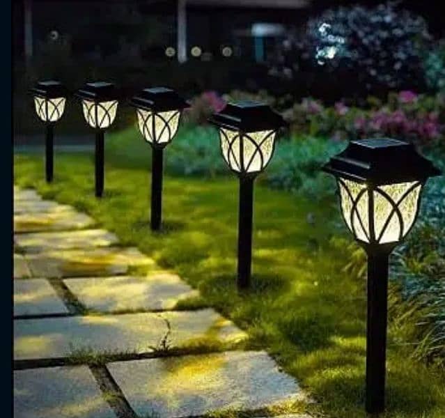 Solar garden lights 0