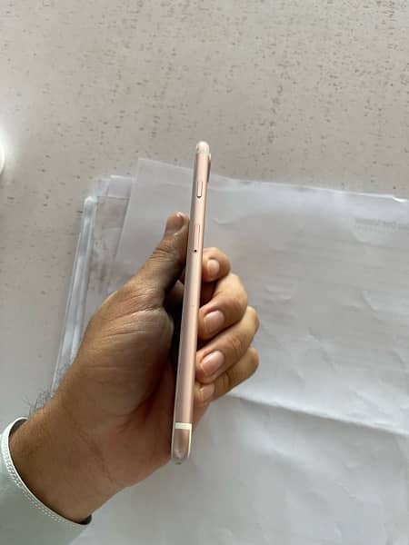 iphone 7 plus 128 GB PTA approved 3