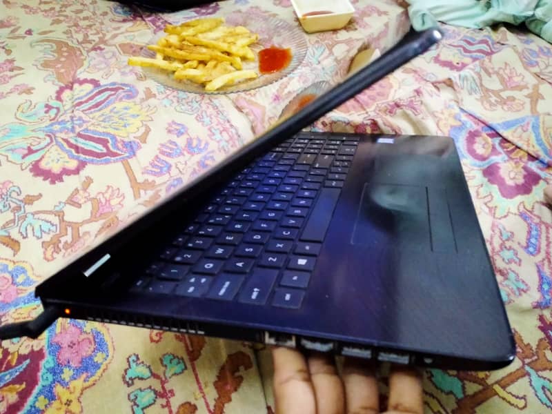 HP Laptop Core i5 8th gen 1