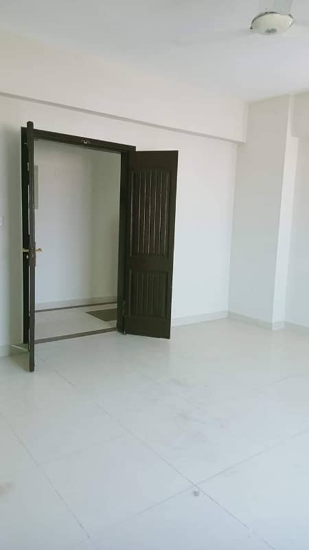 New apartment available for sale in Askari 11 sec-B Lahore 11