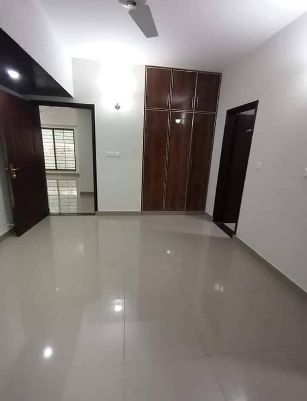 Brend New apartment for Rent in Askari 11 sec-B Lahore 28